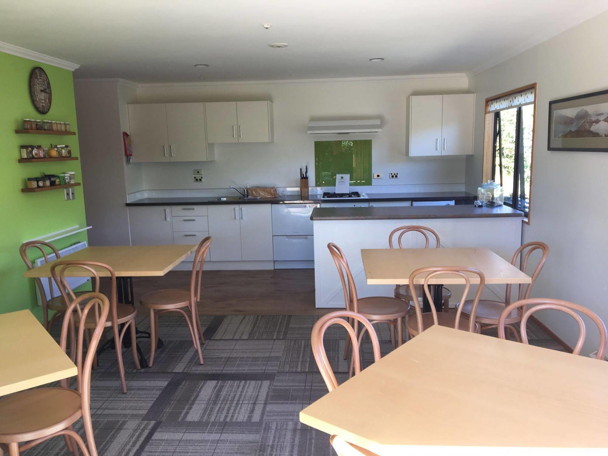 Wanaka Springs Lodge Εξωτερικό φωτογραφία